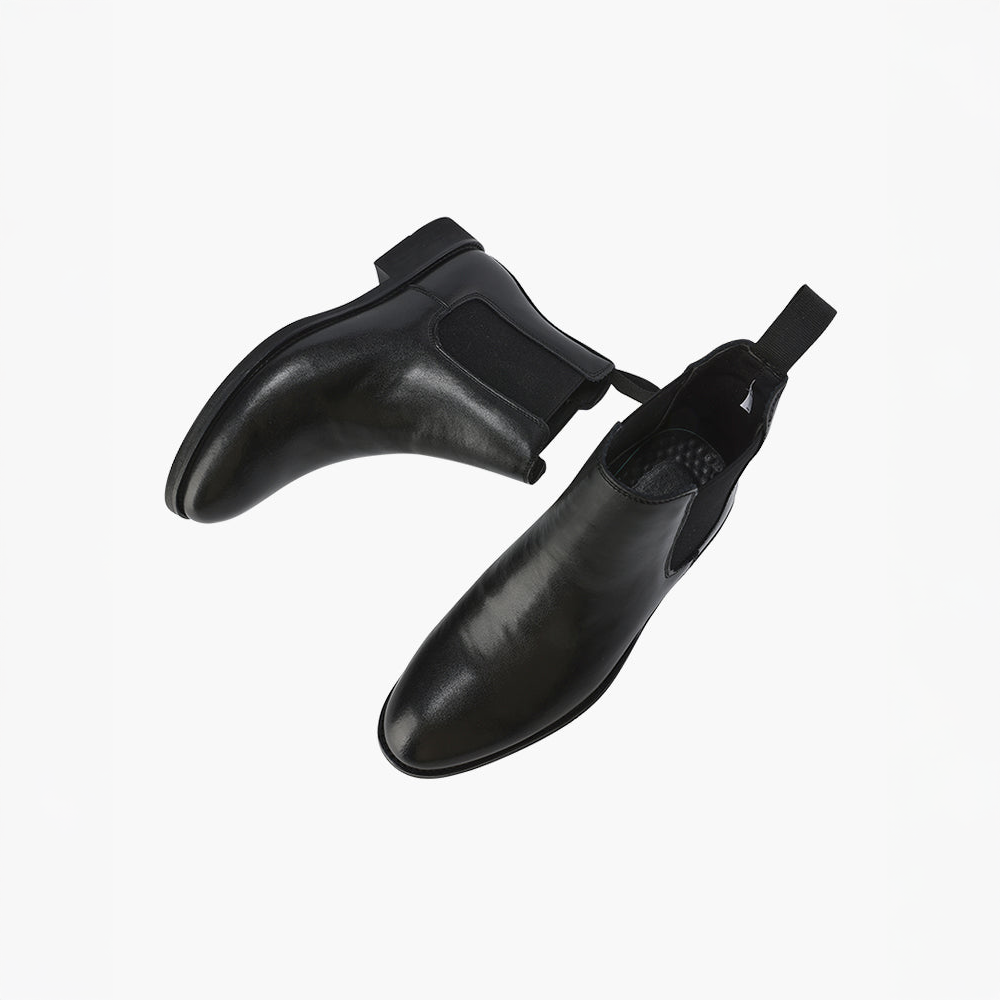 Chelsea Boots Made of Suede