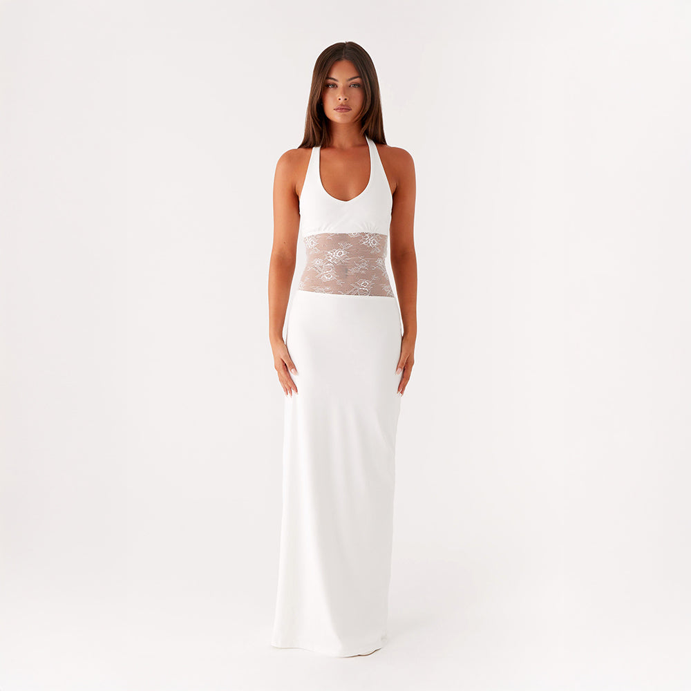 Naëlle | Captivating Curves