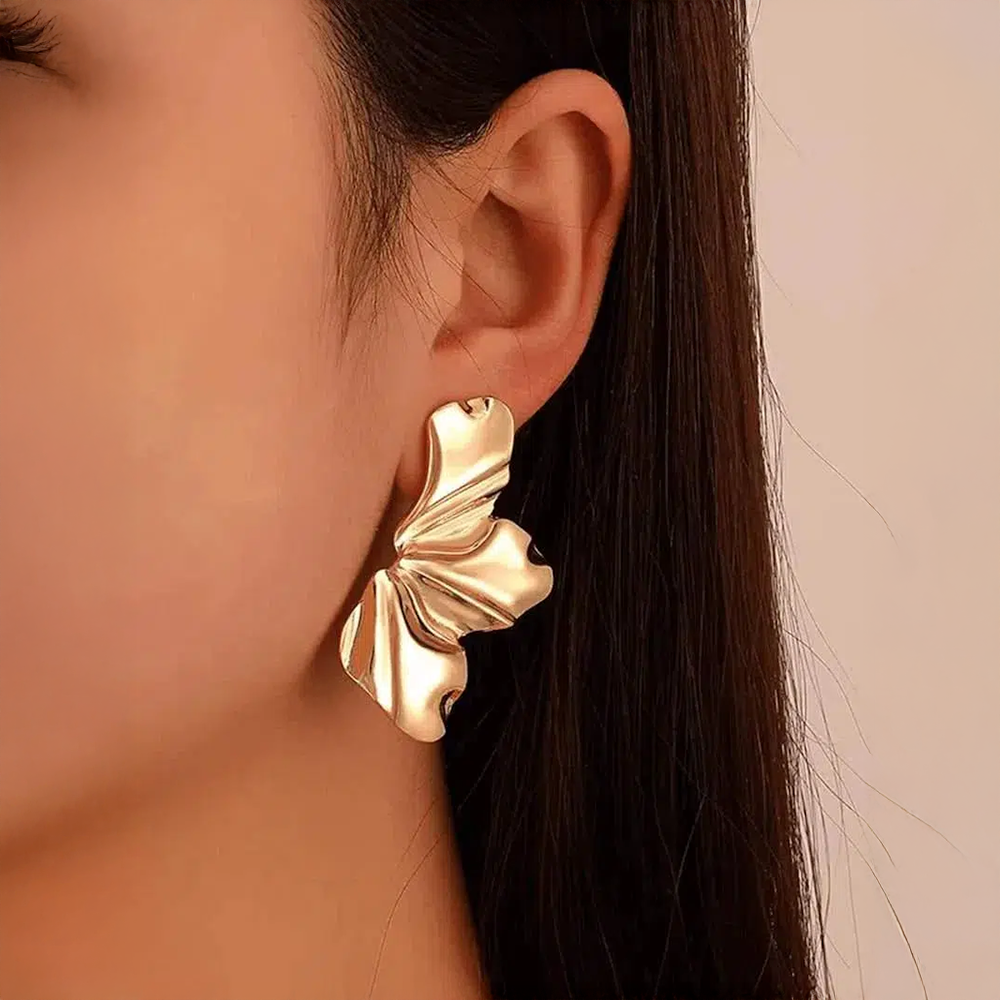 Roséline | Flower-shaped earrings with romantic charm