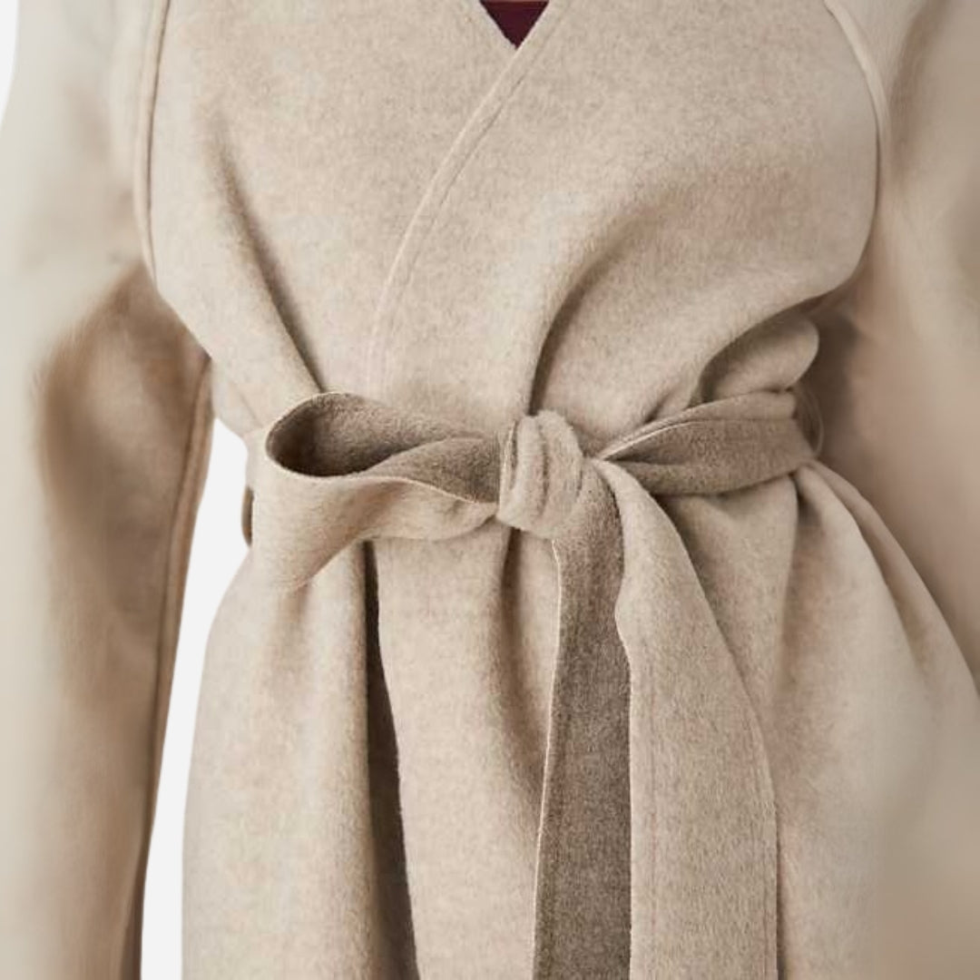 Ava | Beige Coat