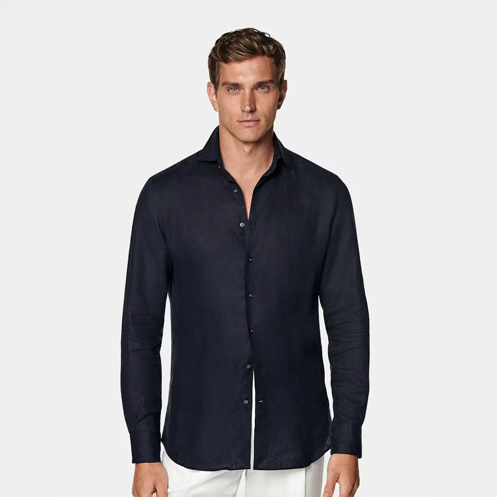 Elegance of Summer | Refined Style and Airy Comfort