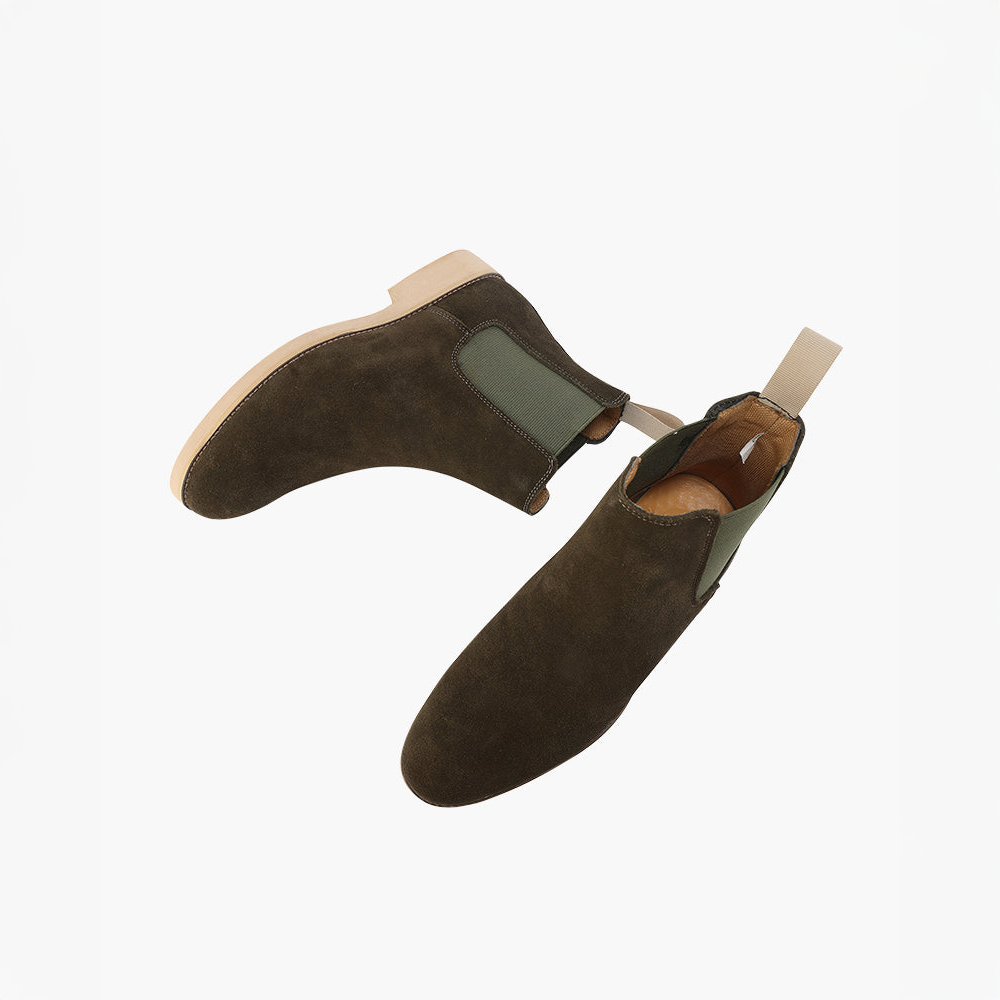 Chelsea Boots Made of Suede
