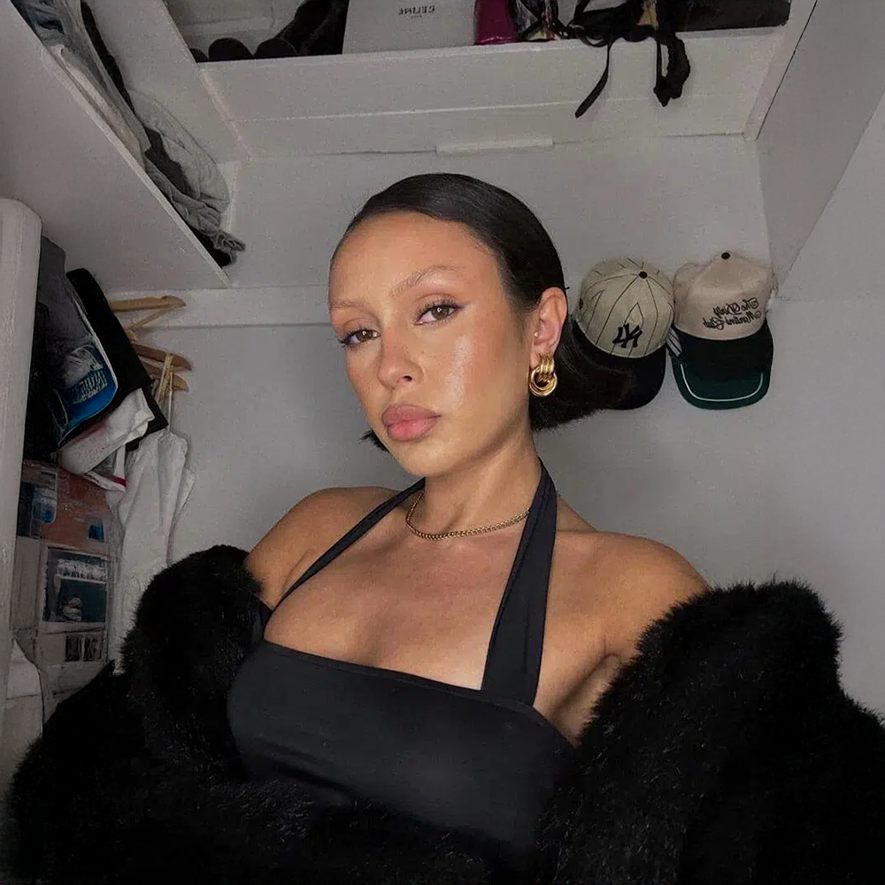 Lunisa | Mini Hoops with Timeless Style