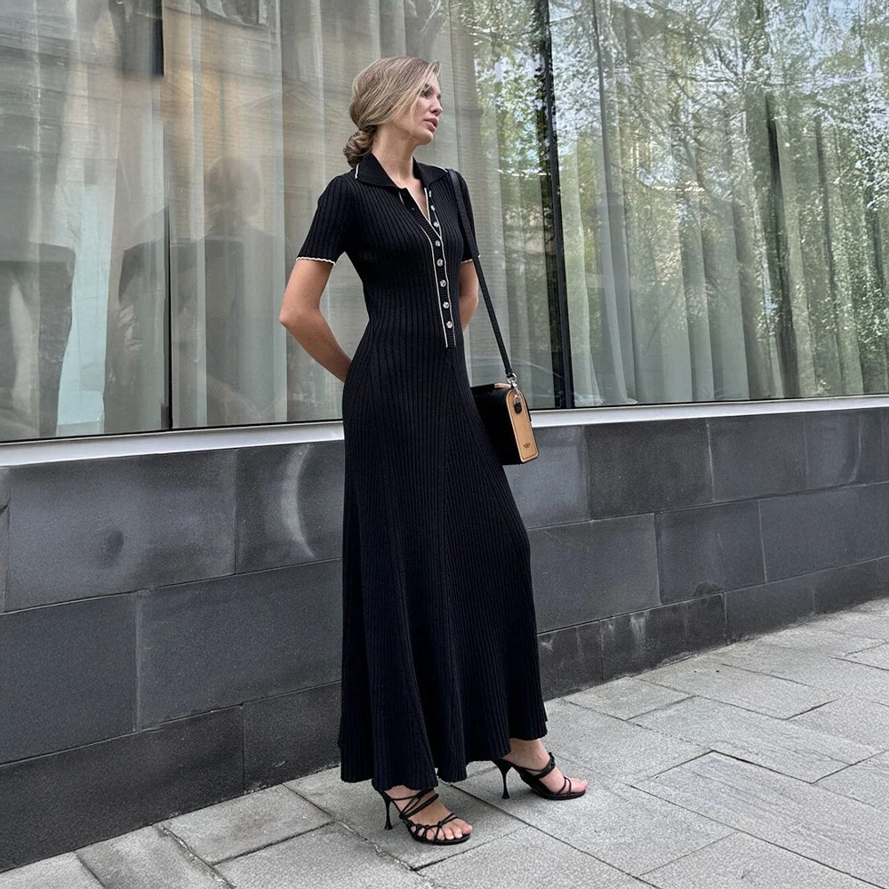 Clara | Classic Elegance