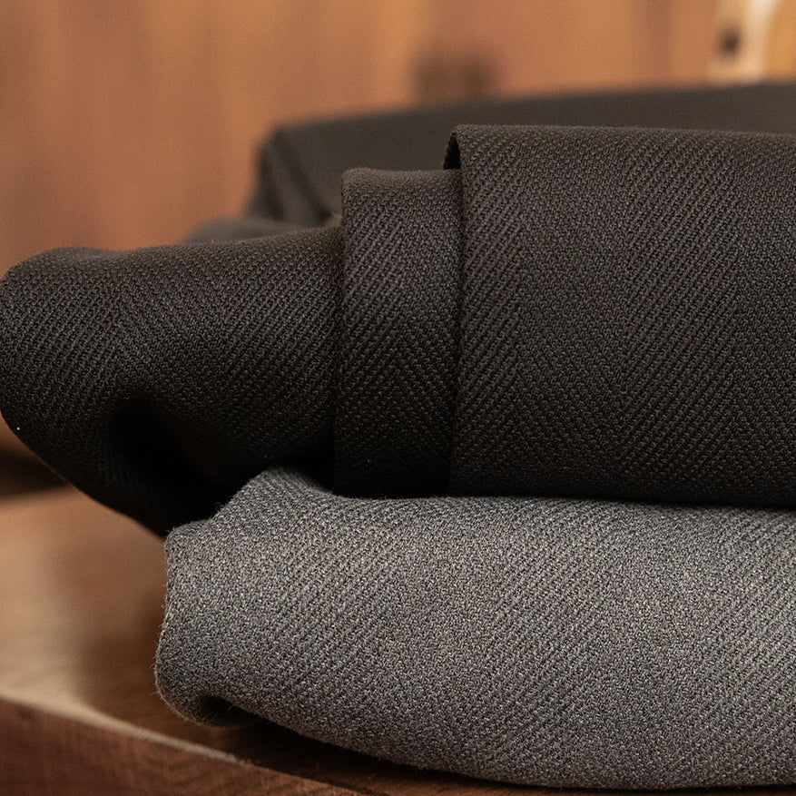 Ravello | High-Waisted Straight Pants