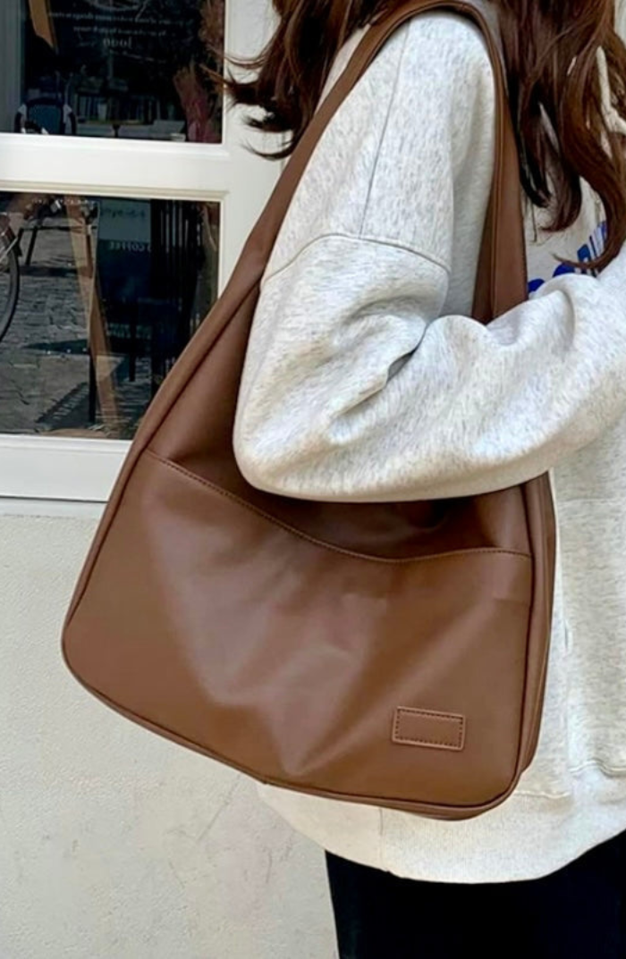 Dove | Essential Shoulder Bag