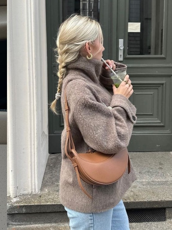 Edmée | Elegant Tan Saddle Bag