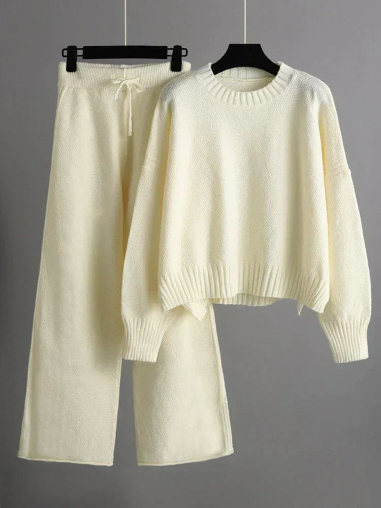 Evelyn | Elegant Knit Duo