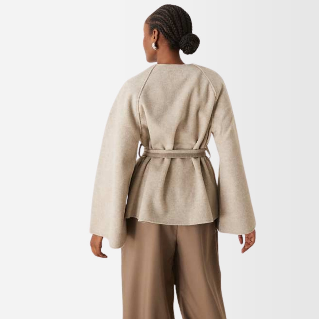 Ava | Beige Coat