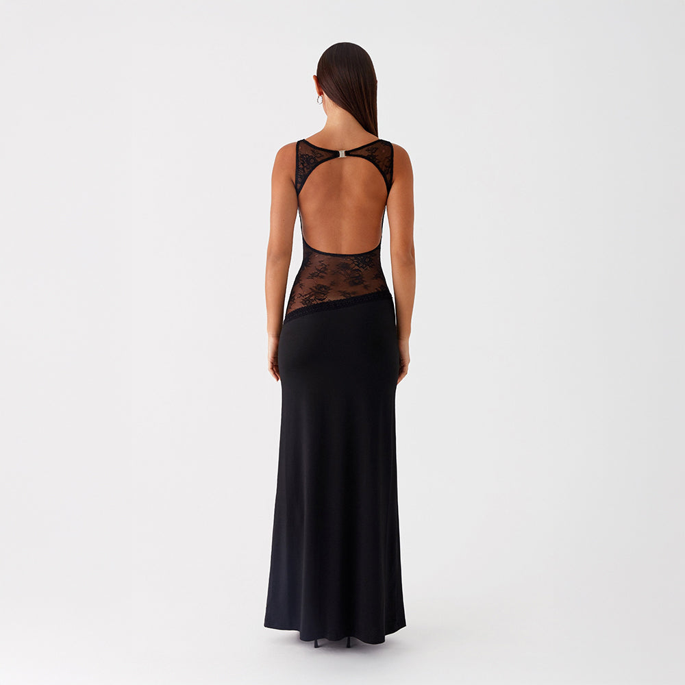 Selena | Sculptural Elegance