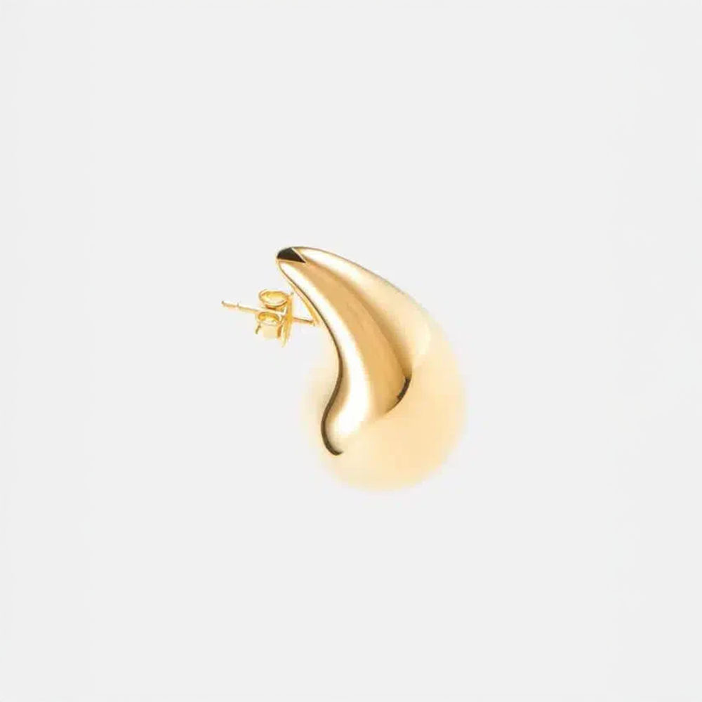 Doléane | Heart-Shaped Earrings with Timeless Style